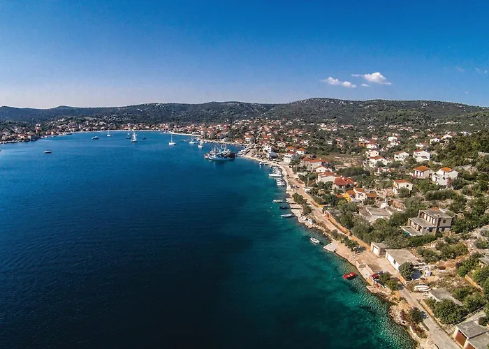 Kamelicina I * Vinišće